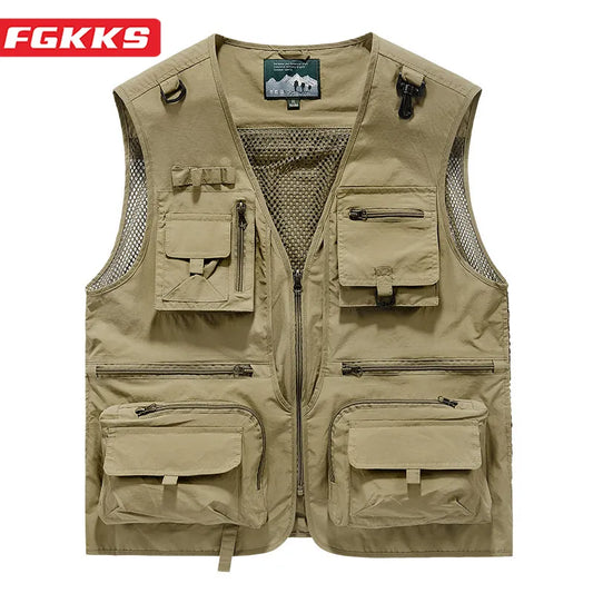 FGKKS 2023 Outdoor-Freizeitweste Herren Neuer atmungsaktiver Outdoor-Sportmantel mit mehreren Taschen Hochwertige Design-Freizeitweste Herren